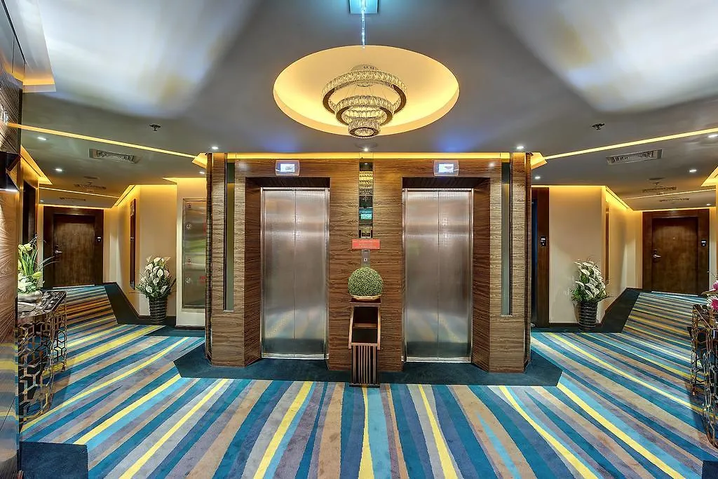 Omega Hotel Dubai 4*,